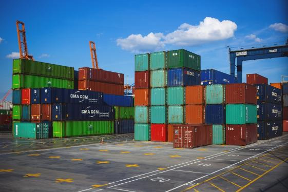 Ketegangan tarif AS-China mendefinisikan kembali pengiriman global: apa artinya bagi ekspor refraktori Cina？